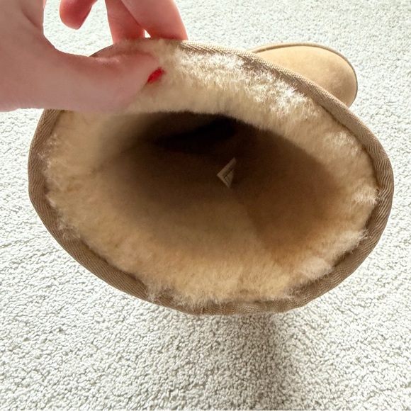 UGG Classic Tall Light Tan Boots Size 9 - New - Picture 9 of 10